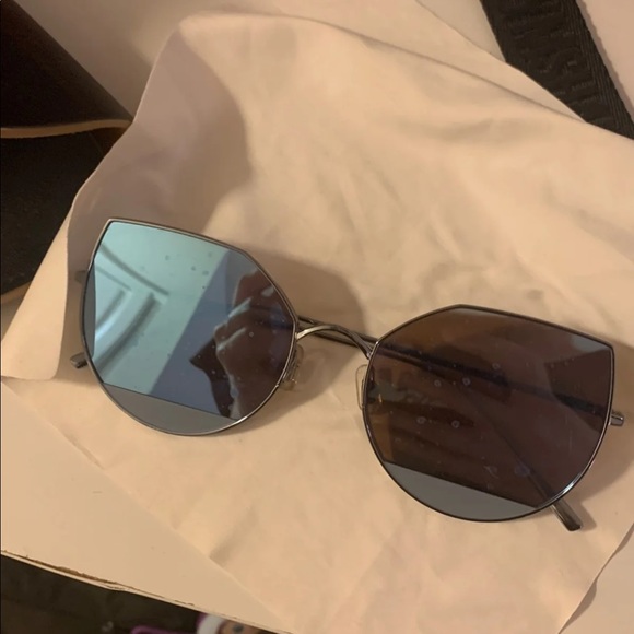 Gentle monster sunglasses main image 4
